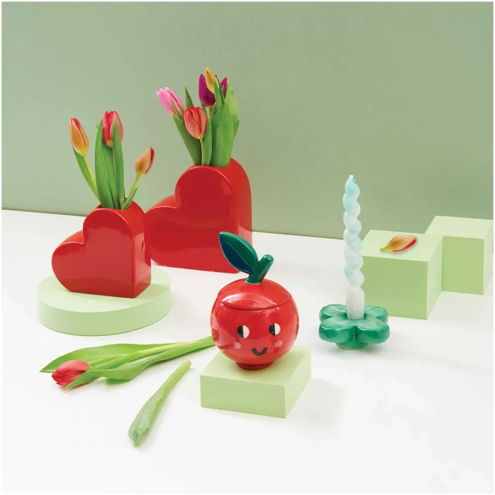 Pot en céramique avec couvercle cerise