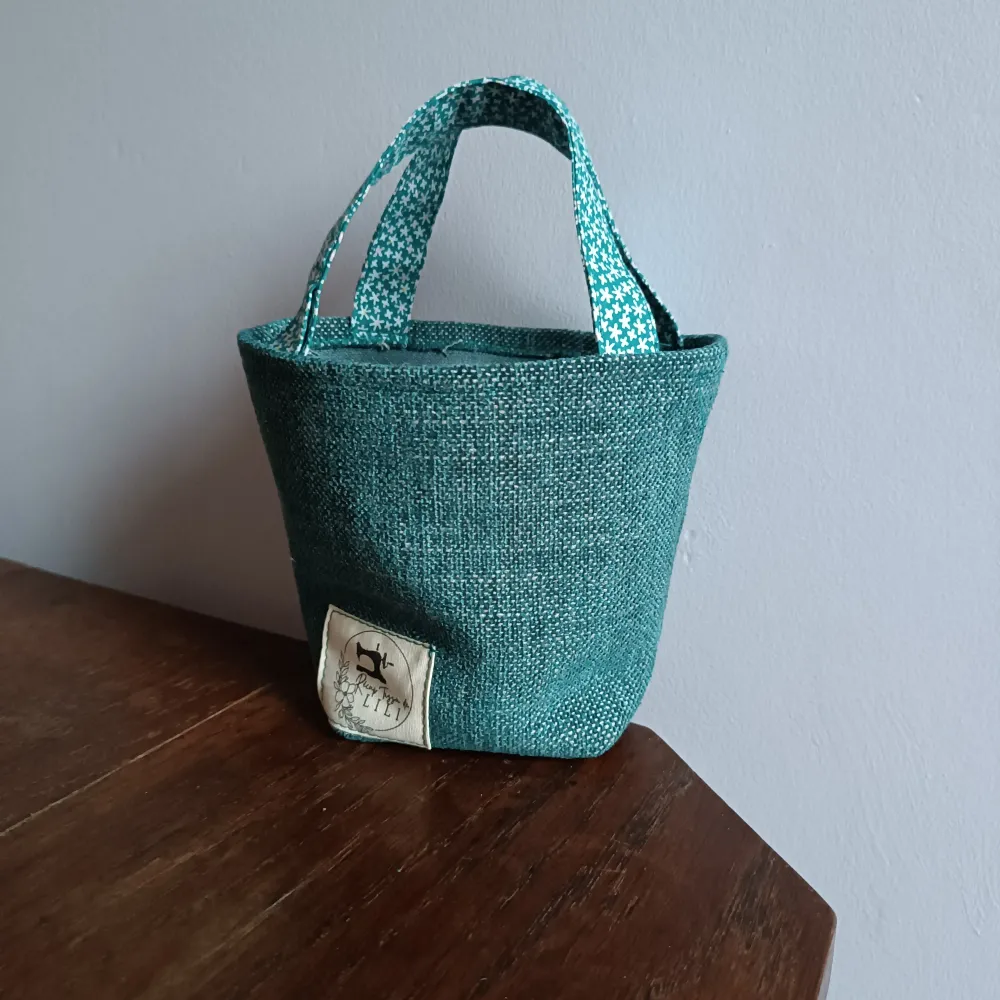 Petit panier de Pâques - tissu bleu Récup' Tissu de Lili