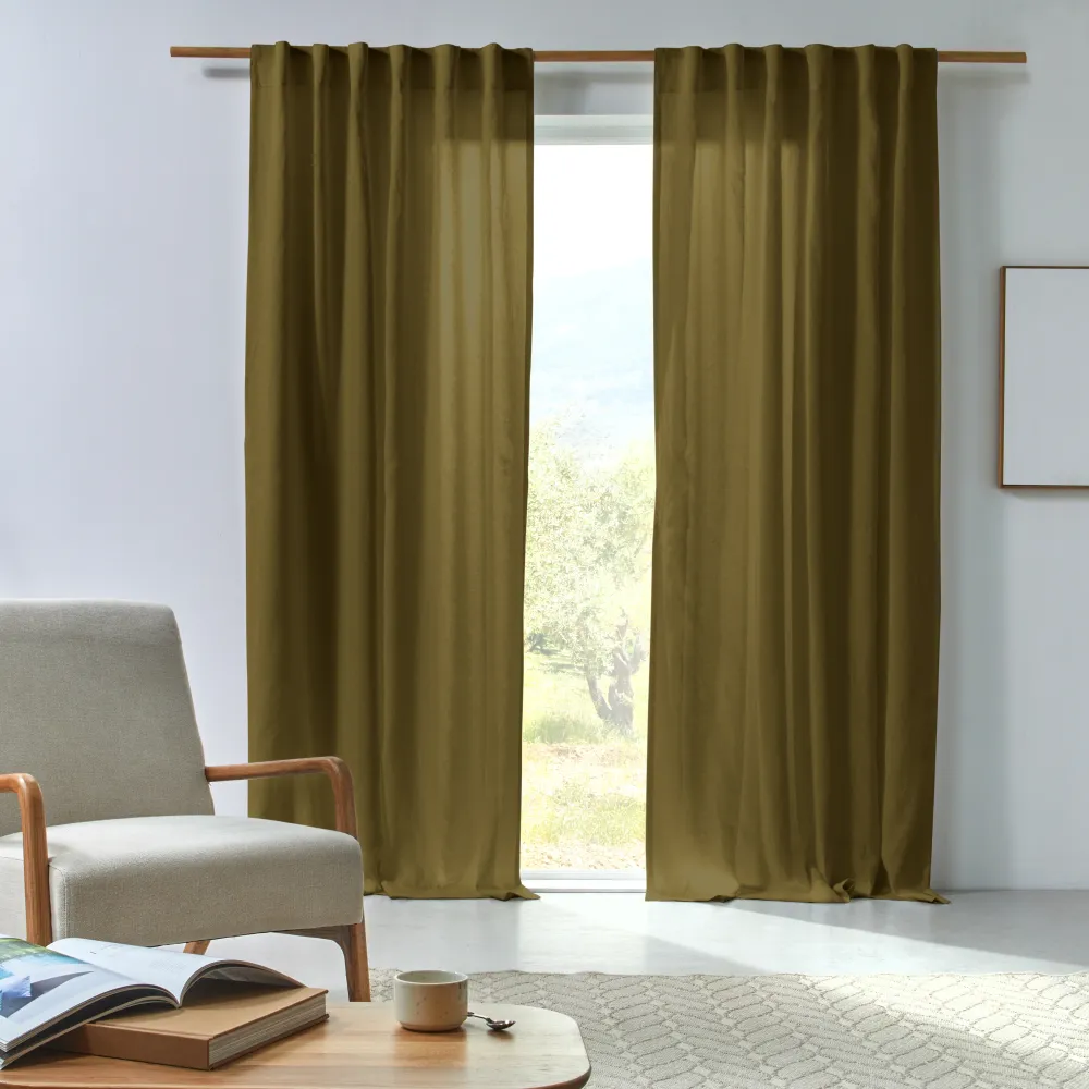 Rideau sur mesure en lin froissé vert olive