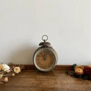 Réveil matin en métal comtois début XXème