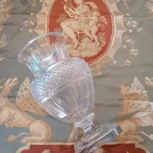 Vase en cristal taillé de Baccarat Salle des Ventes La Découverte