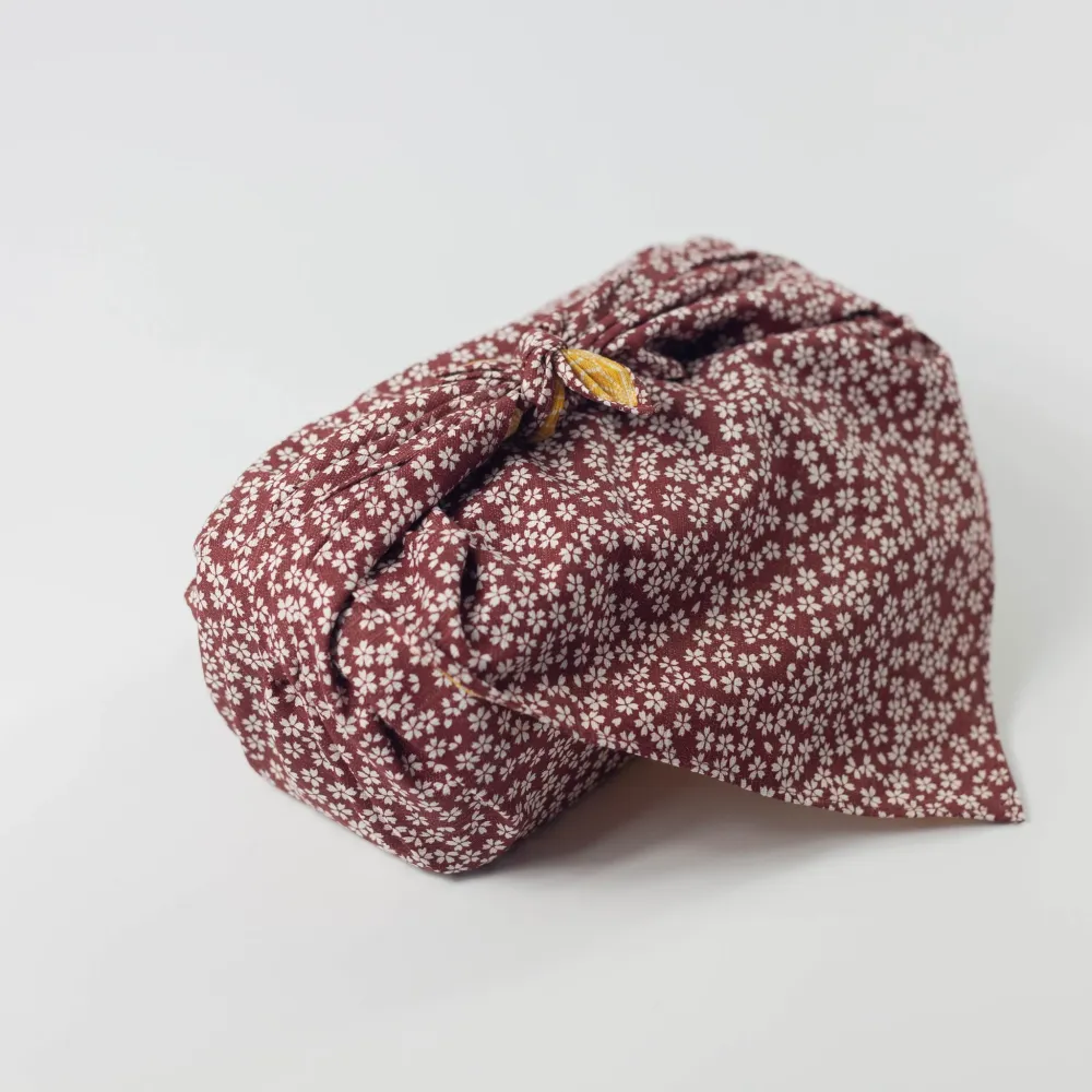 Furoshiki double face Asanoha Sakura (rouge bordeaux et or, 50 cm) Sanyo Shoji