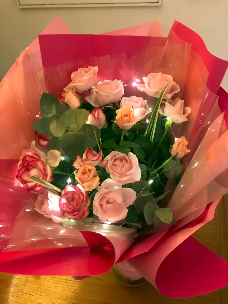 Bouquet de roses avec lumières LED Regular Savia_Floral