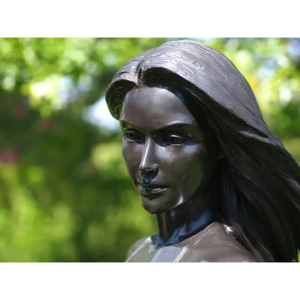 Sculpture en bronze Femme debout 172x42x62cm (HxLxL)
