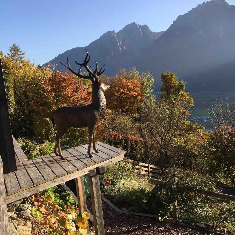 Statue en bronze Cerf debout 181x94x120cm (HxLxL)