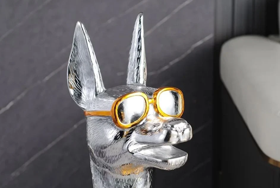 Statue Dobermann table appoint argenté 75 cm