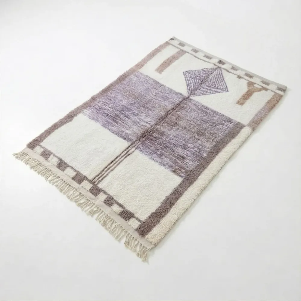 Tapis berbère en laine violet Fatna - Sur mesure