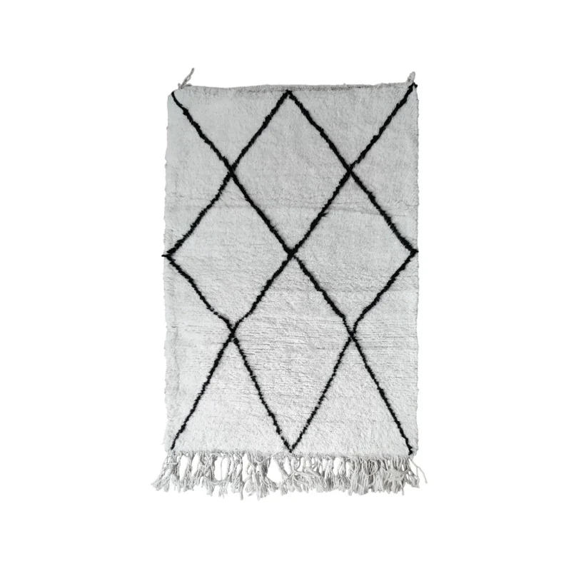 Tapis berbère à losanges noirs Manal - Sur mesure