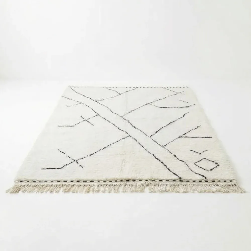Tapis berbère motifs abstraits Ifak - Sur mesure