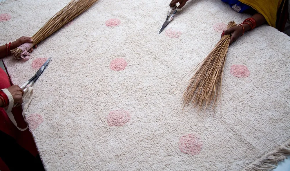 Tapis Lavable Hippy Dots Vintage Nude 120 x 160 Cm
