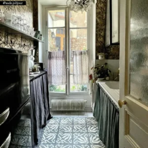 Tapis en vinyle antique fumé Borgo Lily