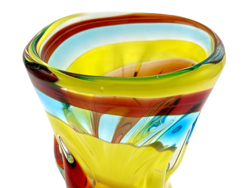 Vase en verre d'art Tatsumi Glass (Japon), 21,6 cm, bleu/rouge/jaune
