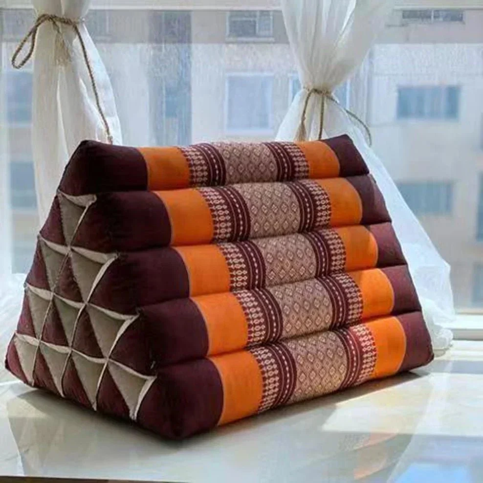 Grand oreiller triangulaire thaïlandais Tresors asiatiques