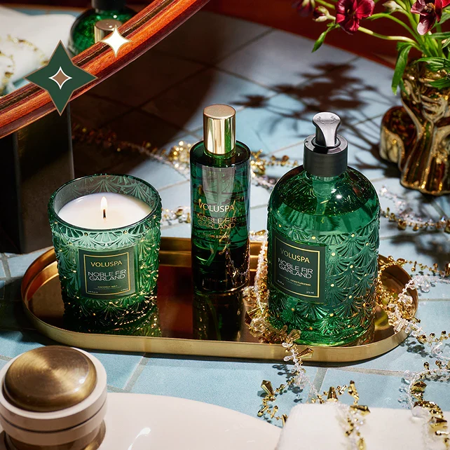 Voluspa Parfum d’Intérieur Noble Fir Garland dans un flacon en verre raffiné