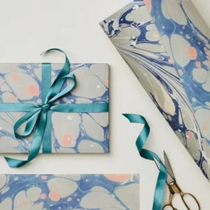 Papier d'emballage Blue Marble Wanderlust Paper Co