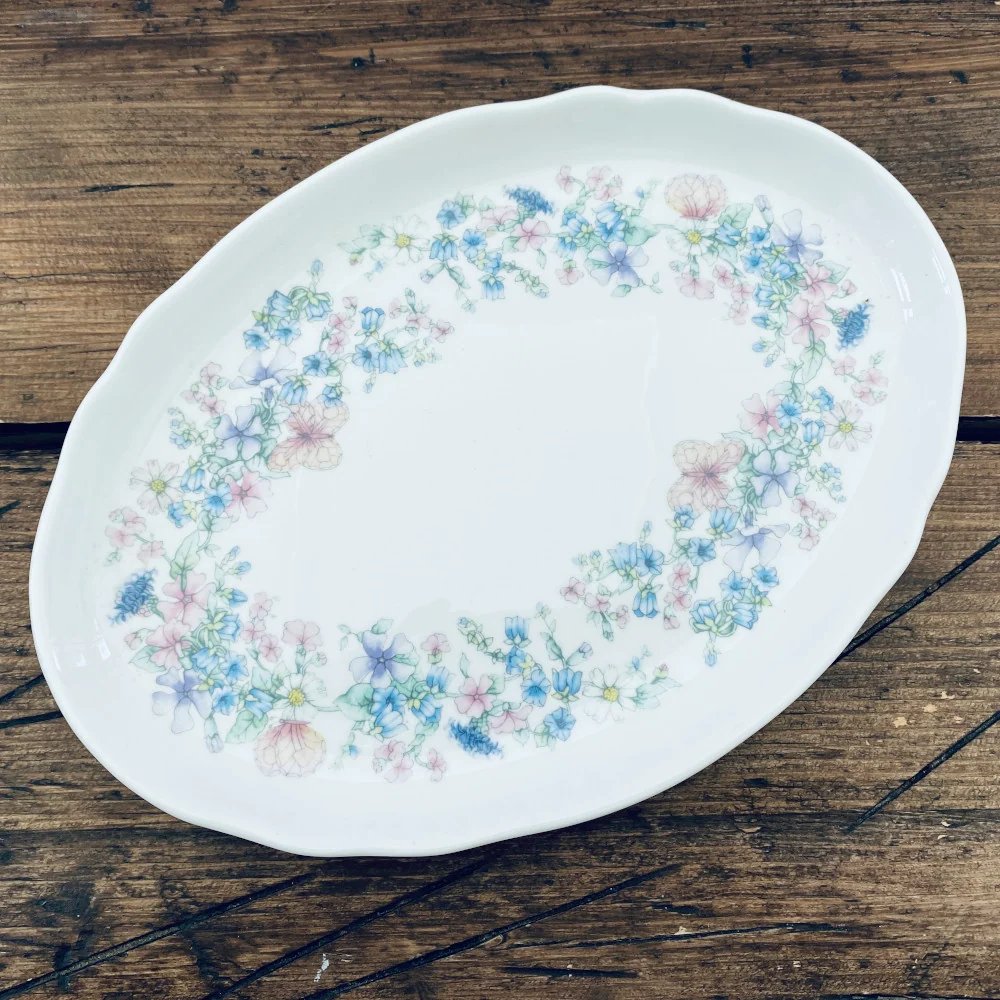 Plateau de coiffeuse ovale « Angela (bord cannelé) » Wedgwood