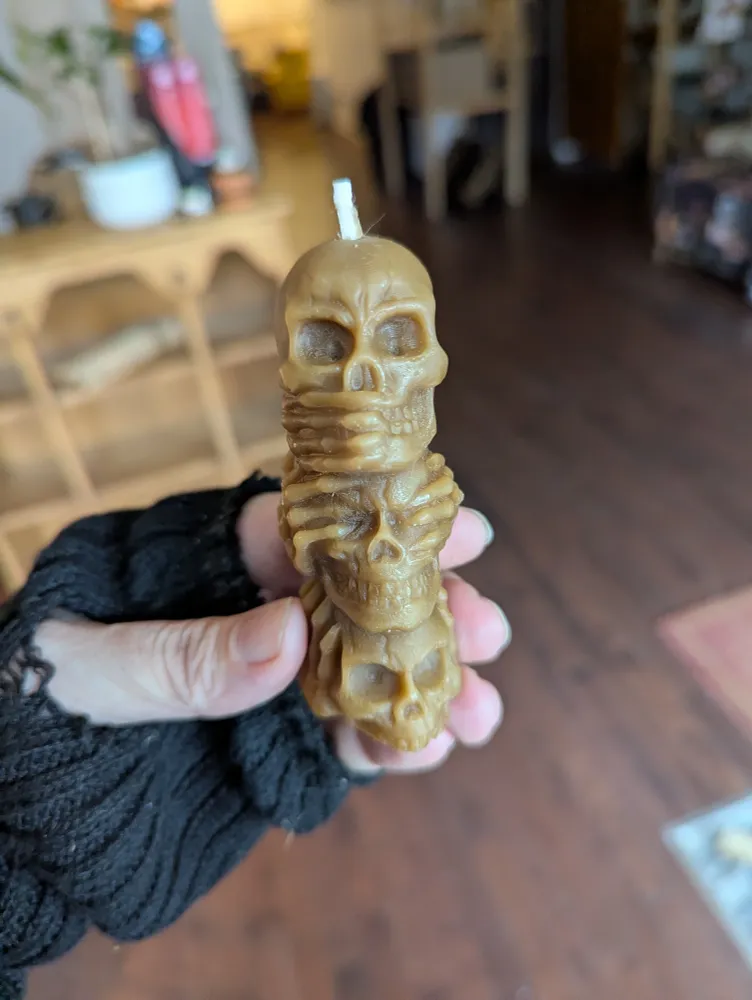 Bougie de cire d'abeilles: Pillier 3 têtes Witch and Wicks