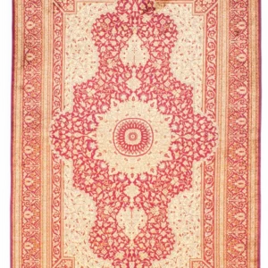 Yalar en soie de Qom