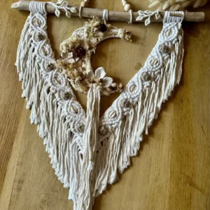 Tissage d’art artisanal Sawan mural | macramé fleurs cauris Zen et Nature Création