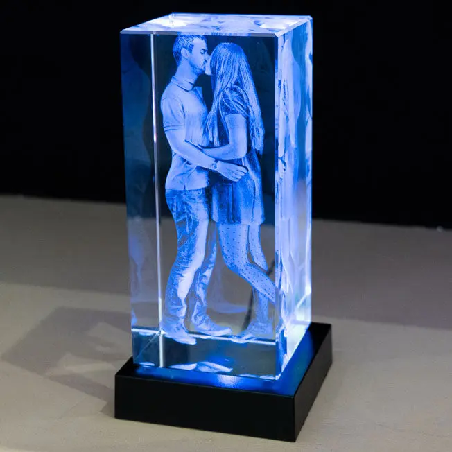 Bloc en Verre Vertical 18 cm Gravure 3D Zephyr Paris