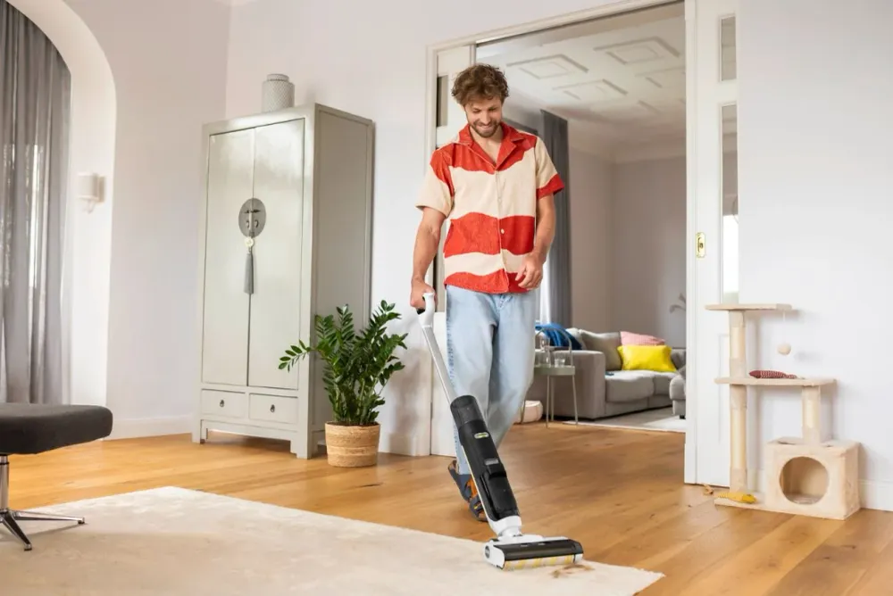 Professionnel Aspirateur laveur FCV 3 - 1.056-122.0 Karcher
